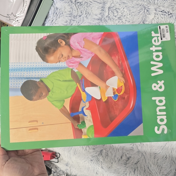 Learning Center Poster Pack - Science & Nature LAKESHORE - Picture 3 of 6